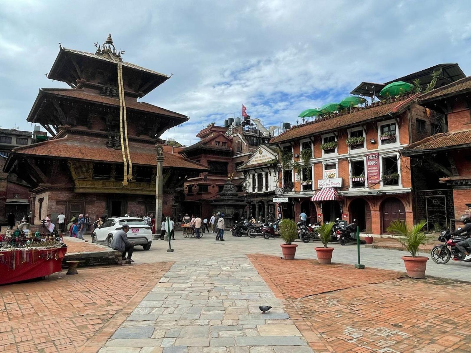 Hotel Patan Square - 2 Km From Patan Durbar Square Zewnętrze zdjęcie